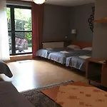 Malinka 홈스테이