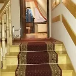 Malinka 홈스테이