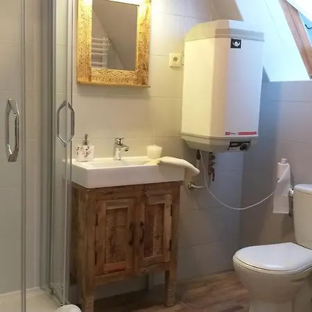 Malinka Quarto em Acomodações Particulares *