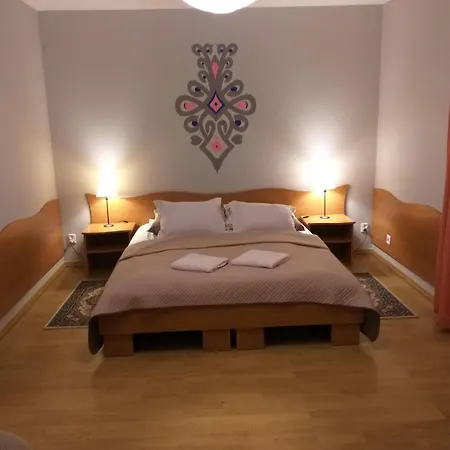 Quarto em Acomodações Particulares Malinka *