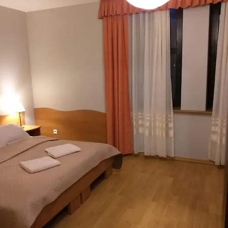 Malinka Quarto em Acomodações Particulares
