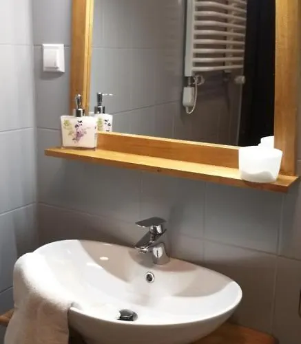 Malinka ホームステイ *