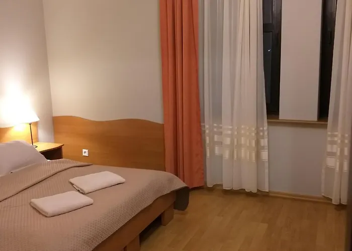 Malinka ホームステイ